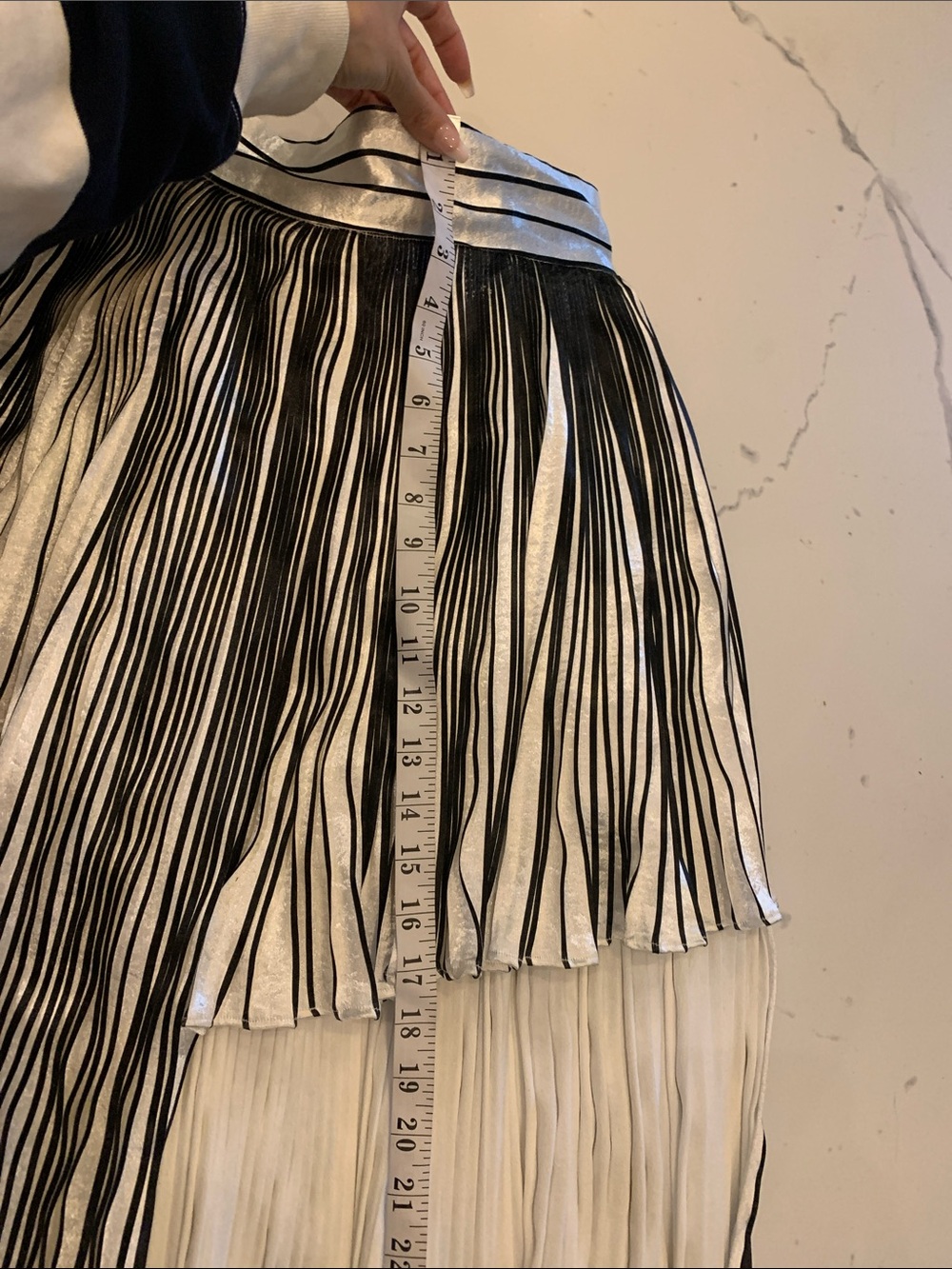 ✨ Kate Hewko Statement Pleated Skirt – Black & White Fringe ✨ - Picture 7 of 7